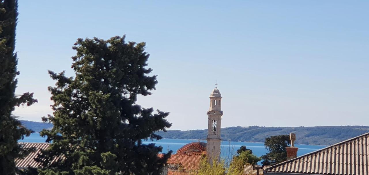 By Osibov, Diamondfish Apartman Kaštela Kültér fotó