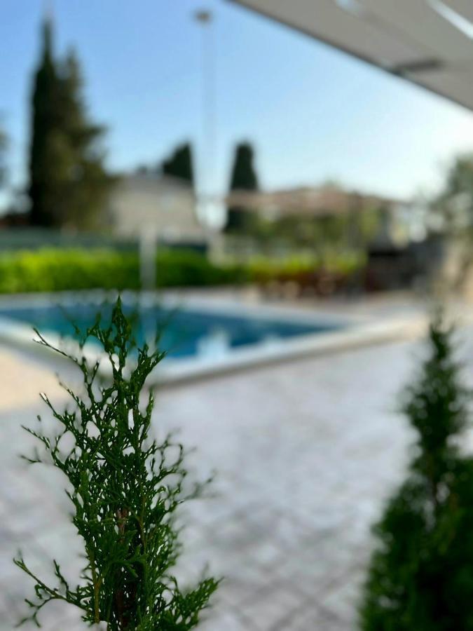 By Osibov, Diamondfish Apartman Kaštela Kültér fotó