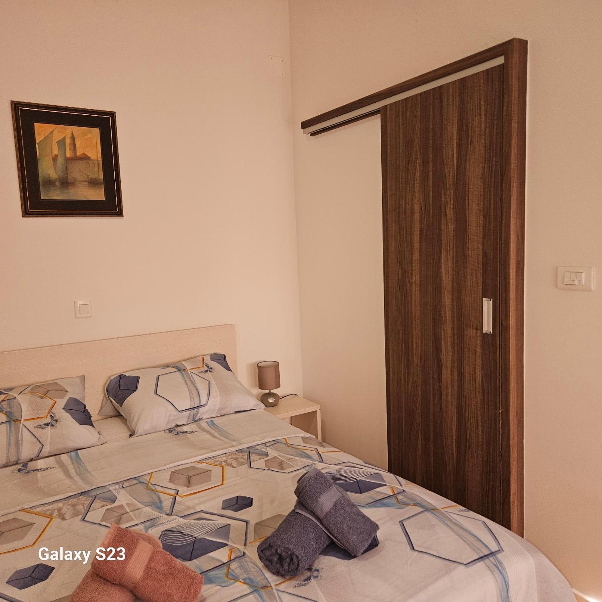By Osibov, Diamondfish Apartman Kaštela Szoba fotó