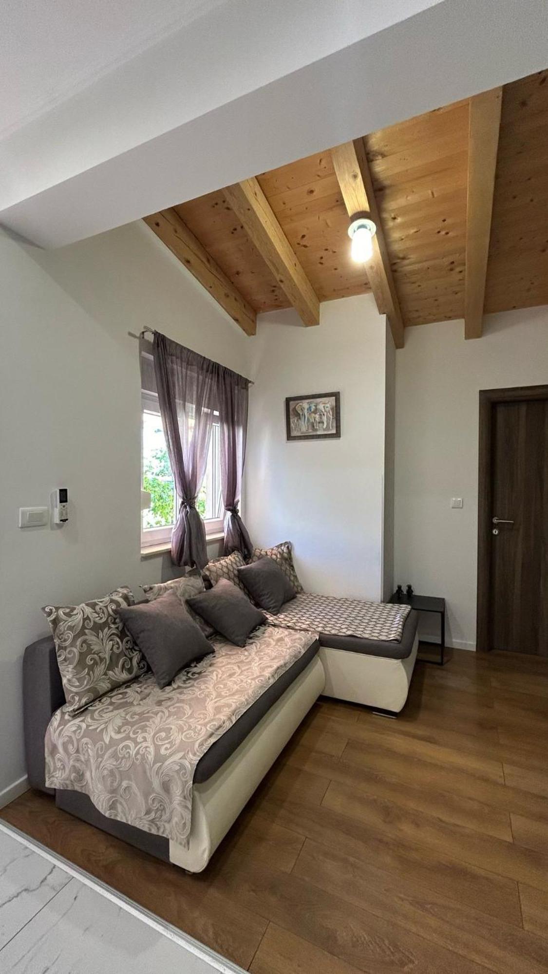 By Osibov, Diamondfish Apartman Kaštela Kültér fotó